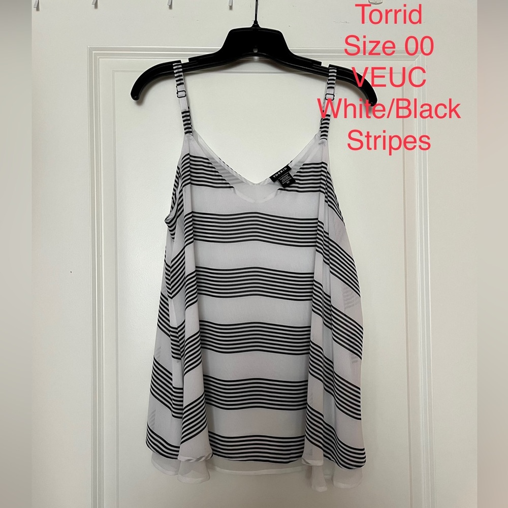 VEUC Torrid Sophie Swing Cami 00/M White/Black Stripes
